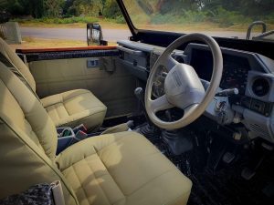 Toyota Land Cruiser 79 Game Viewer