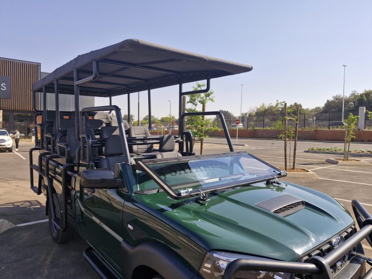 Mahindra S4 4x4 Safariquip Game Viewer